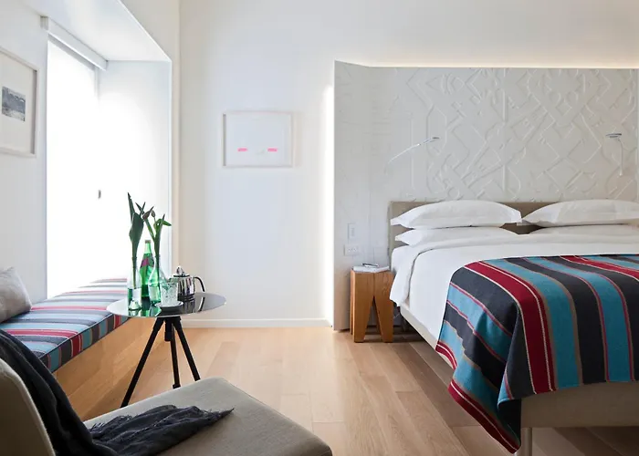 Mendeli Street Hotel By Prima Hotels - 18 Years Plus